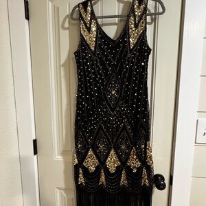 Elegant Black and Gold Sequin Dress